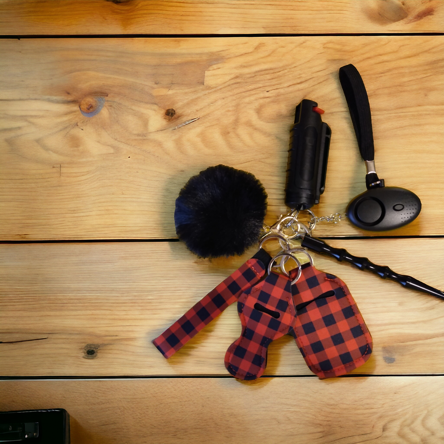 7 Piece Keychain Set with Pepper Spray