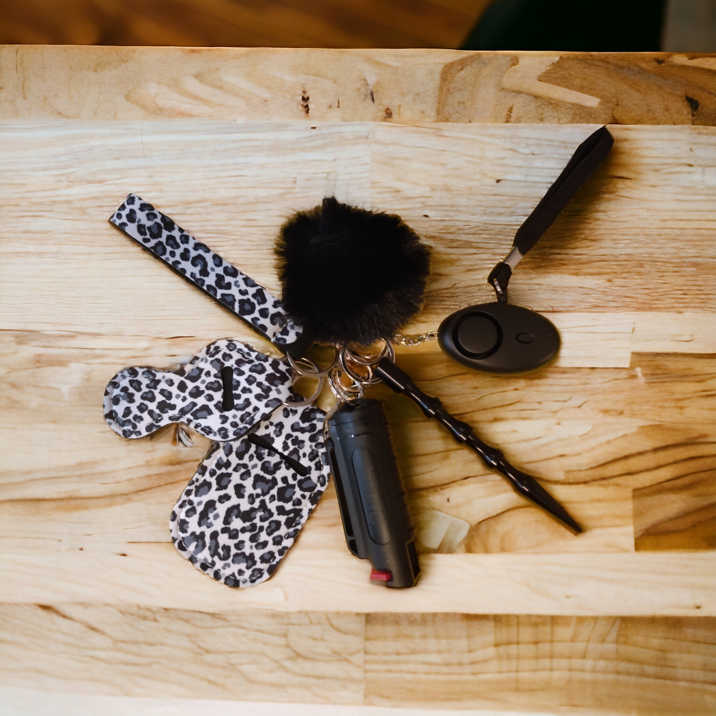 7 Piece Keychain Set with Pepper Spray