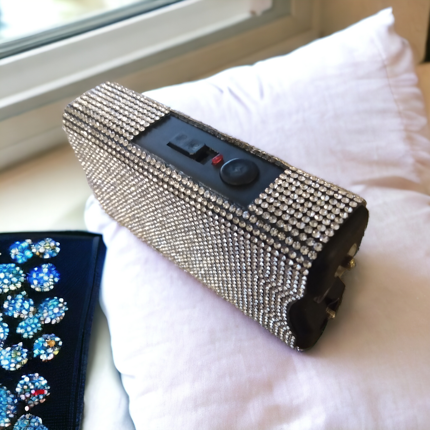BLING-it Stun Gun - Hurricane