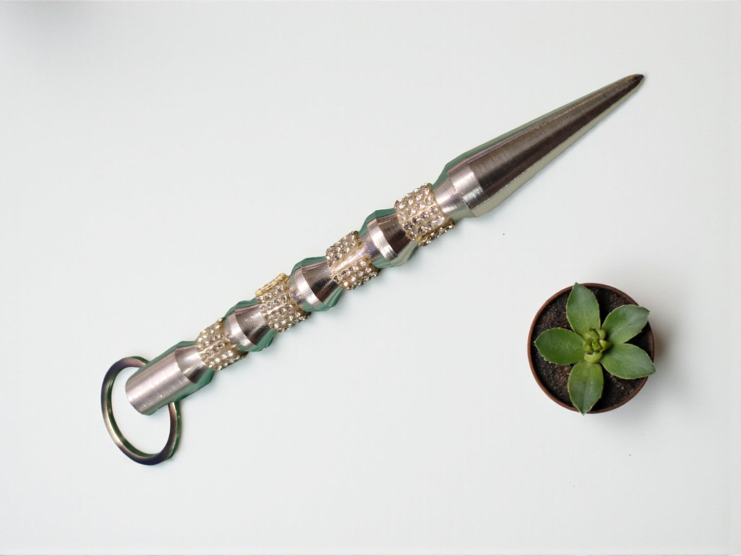 BLING-it Pointed Kubotan Style A