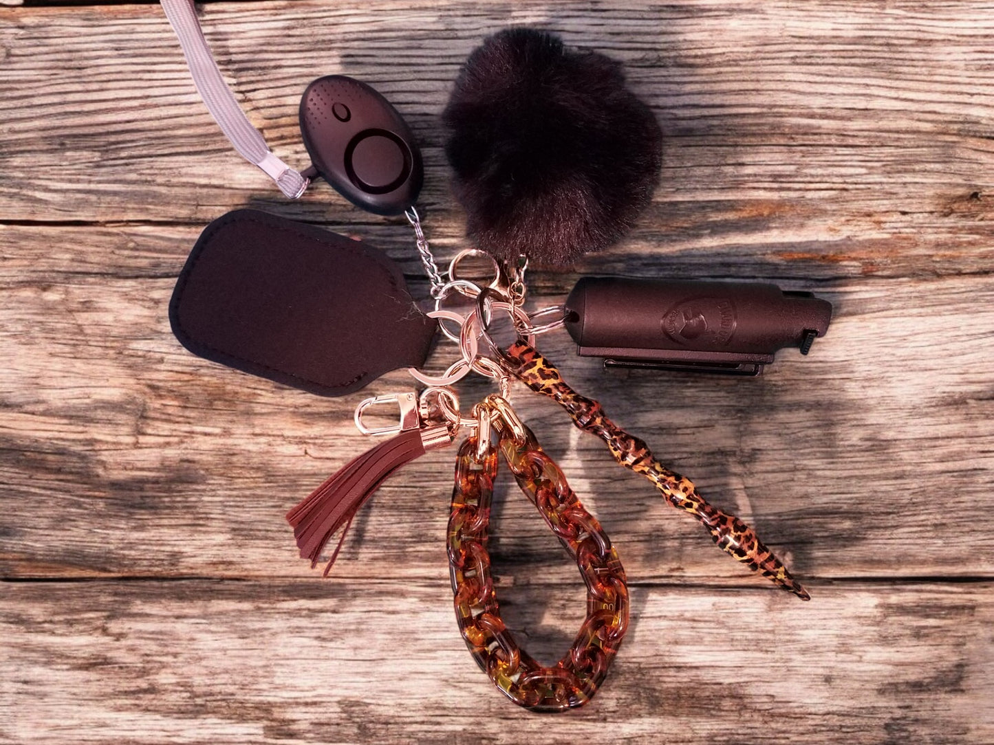 LINK Keychain Set with Pepper Spray