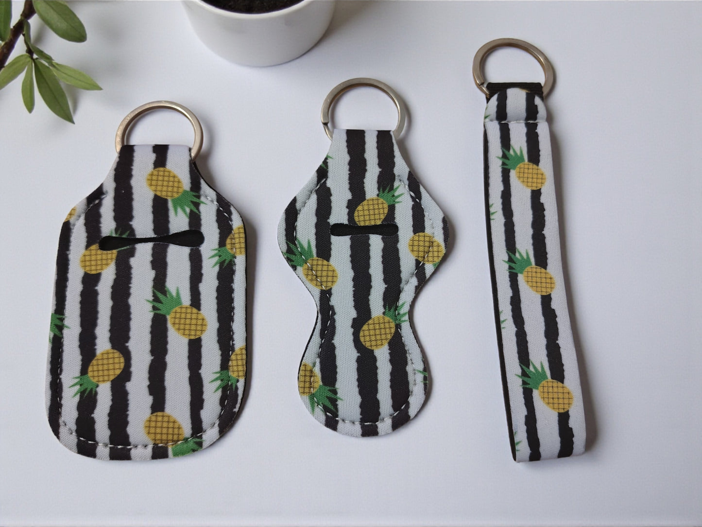 4 Piece Designer Keychain Set